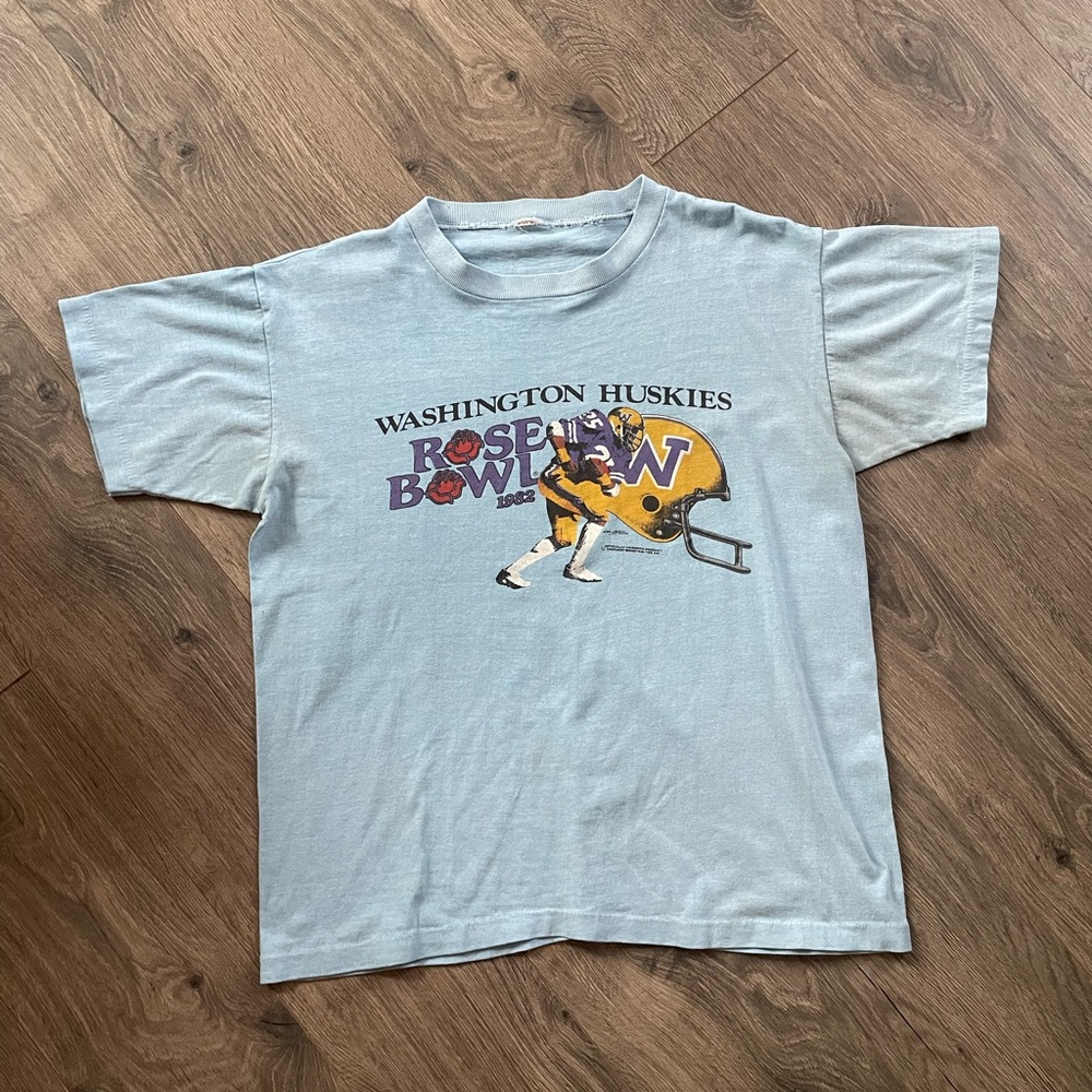Washington Huskies Rose Bowl 1980’s 1982 Light Blue Cotton T-Shirt